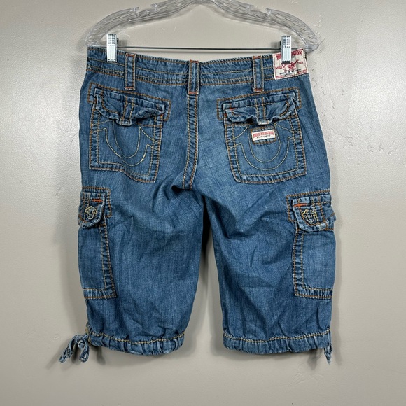 True Religion Women’s Blue Denim Cargo Shorts Size 27 - Picture 2 of 7